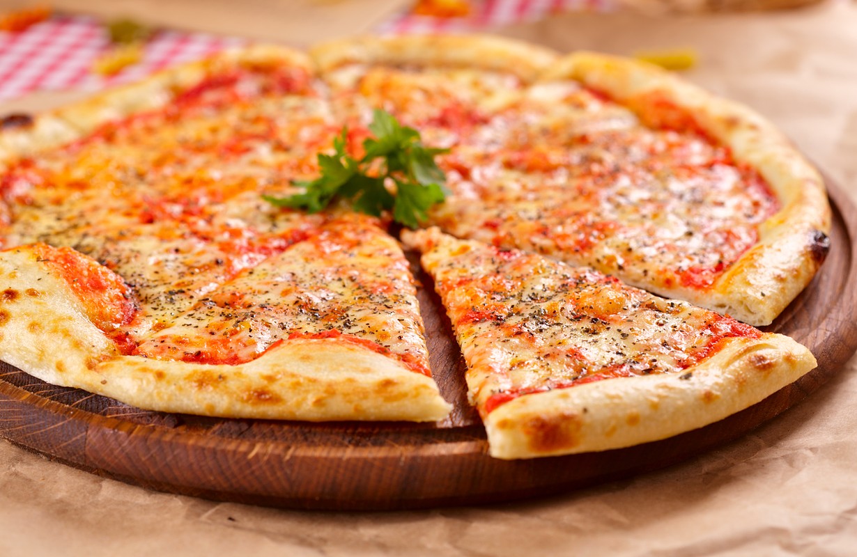тонкая пицца маргарита рецепт в домашних условиях фото 76