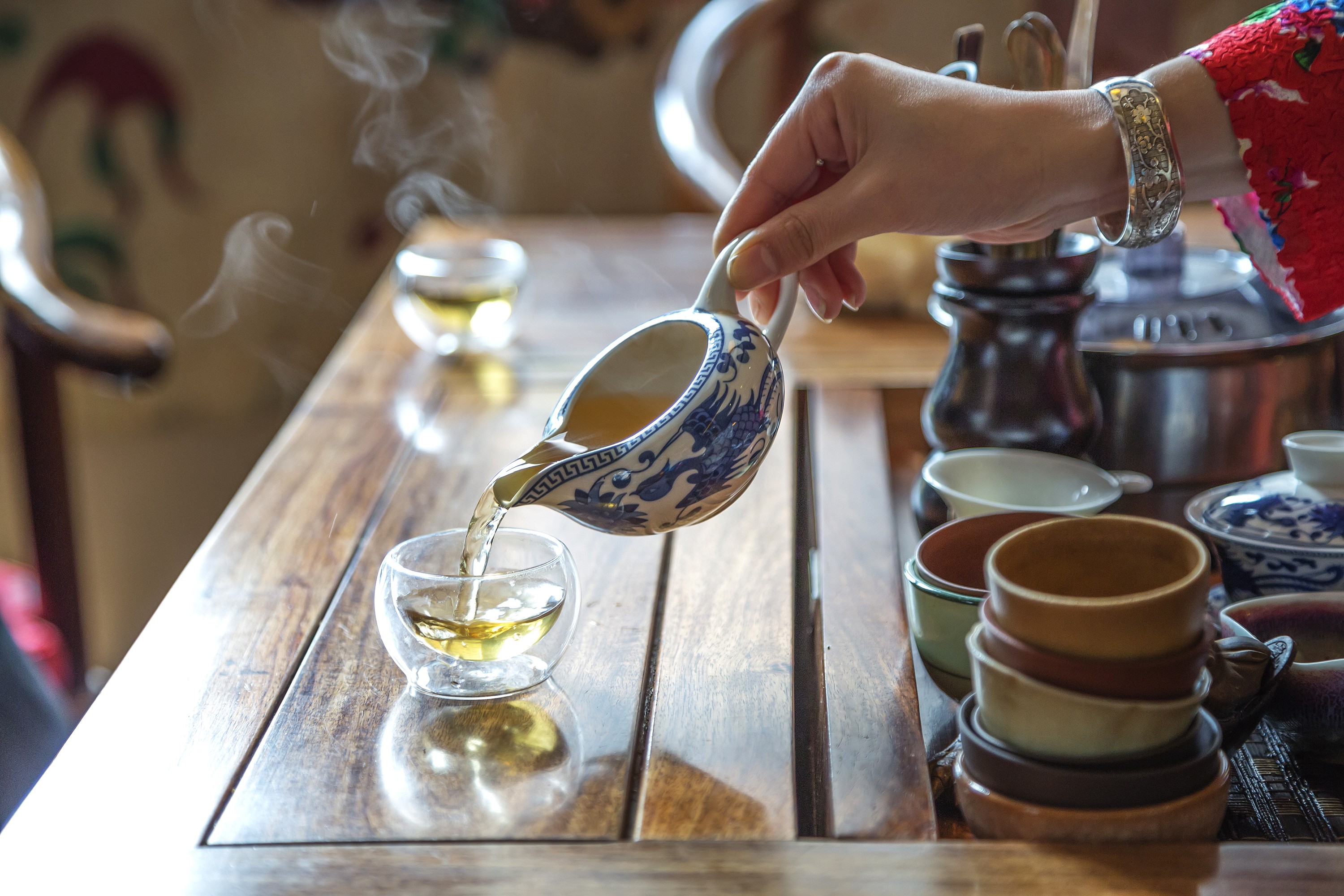 Чай питьевой. Чайная церемония. Чайная церемония в Китае. Китайское чаепитие. Чаепитие в Китае.