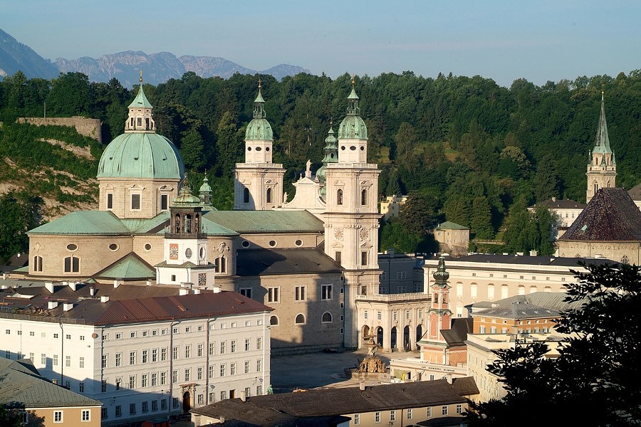 Dom van Salzburg - Salzburg - Arrivalguides.com